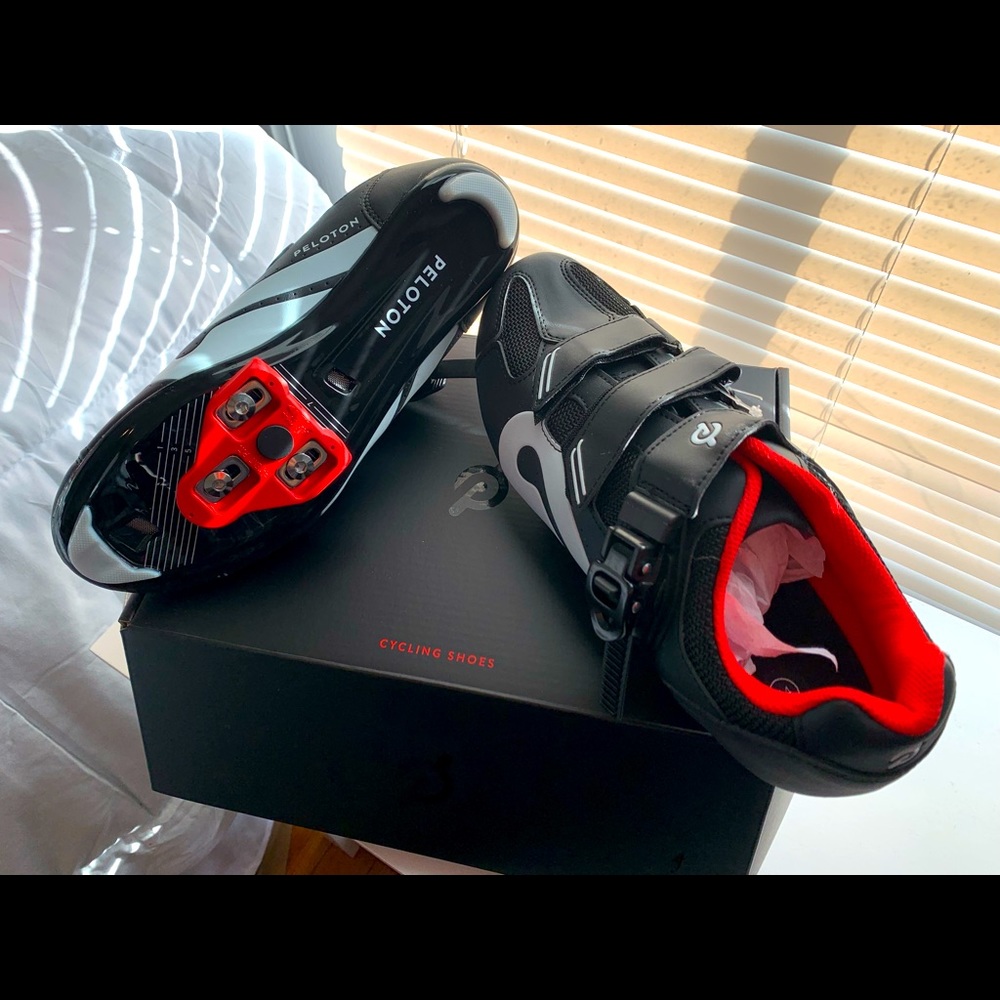 NEW Peloton Bike Shoes Size 44 (Men’s 10.5)